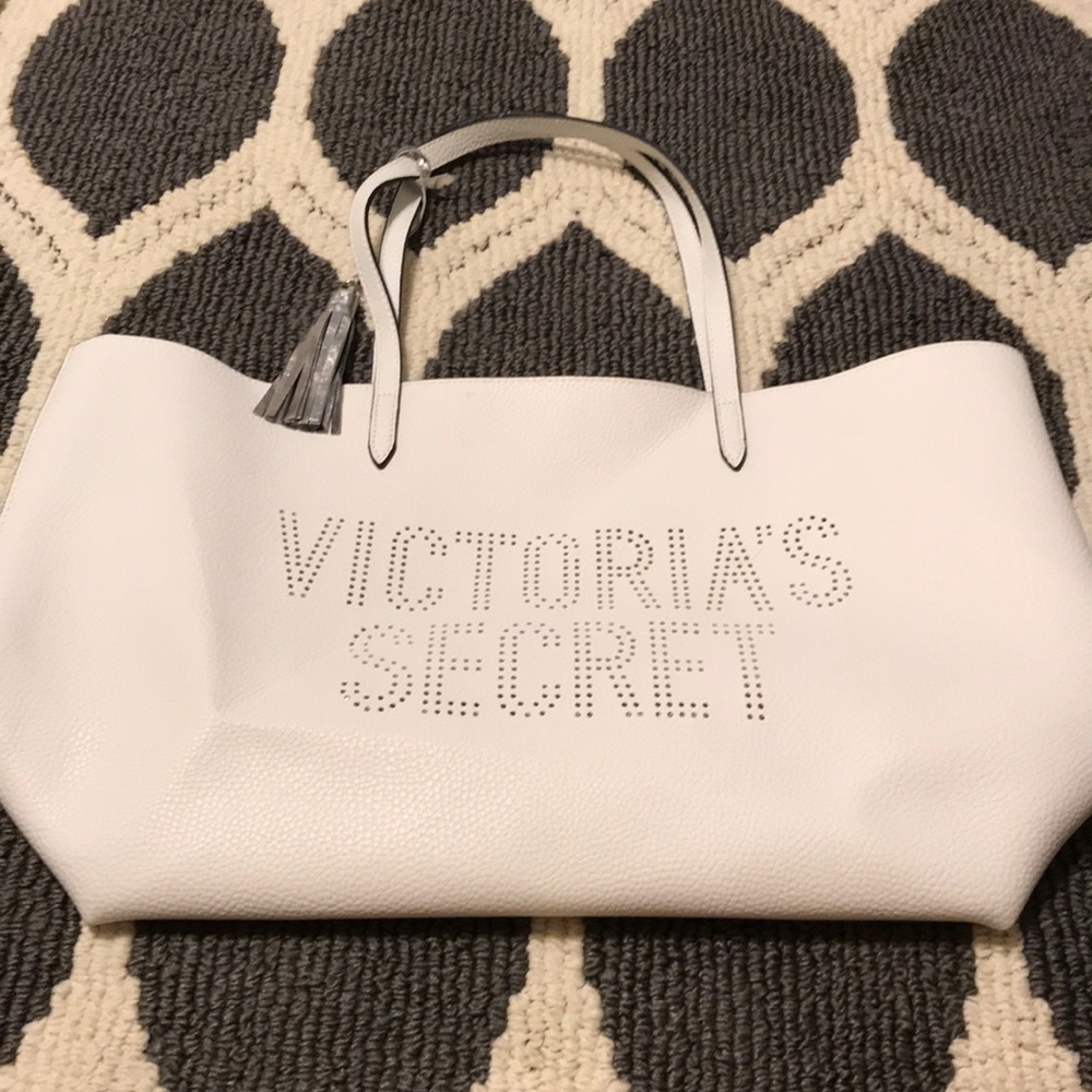 Victoria’s Secret tote bag
